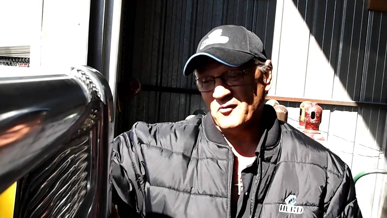 Freightliner Coronado hits a 1200lb Moose - Saved by a HERD